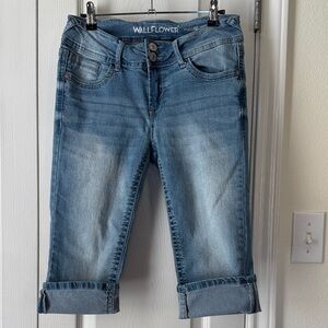 Wallflower Light Blue Cropped Jeans